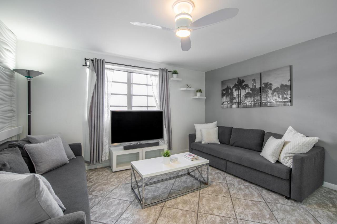 Collins Chic Apartment Miami Beach Bagian luar foto