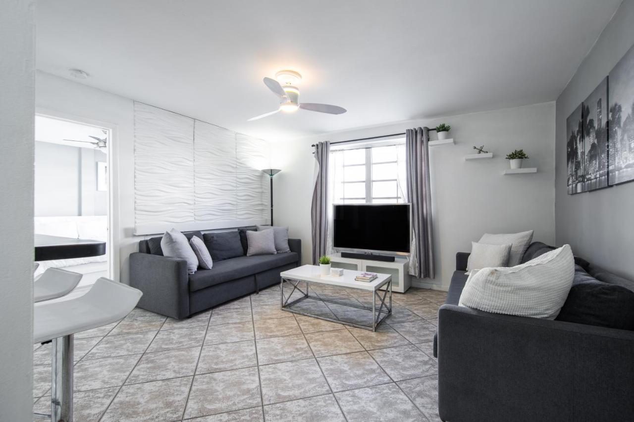Collins Chic Apartment Miami Beach Bagian luar foto